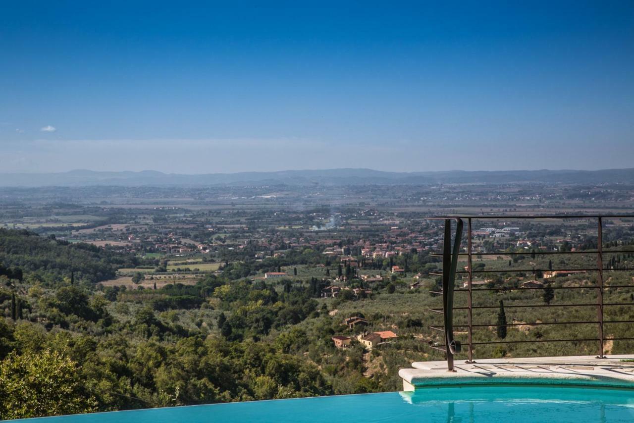 Il Castello Di Rigutinelli Villa Arezzo Luaran gambar