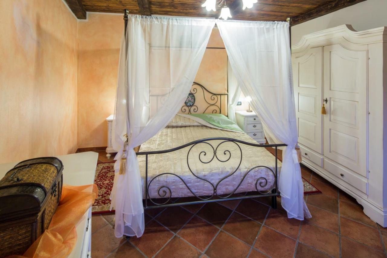 Il Castello Di Rigutinelli Villa Arezzo Luaran gambar